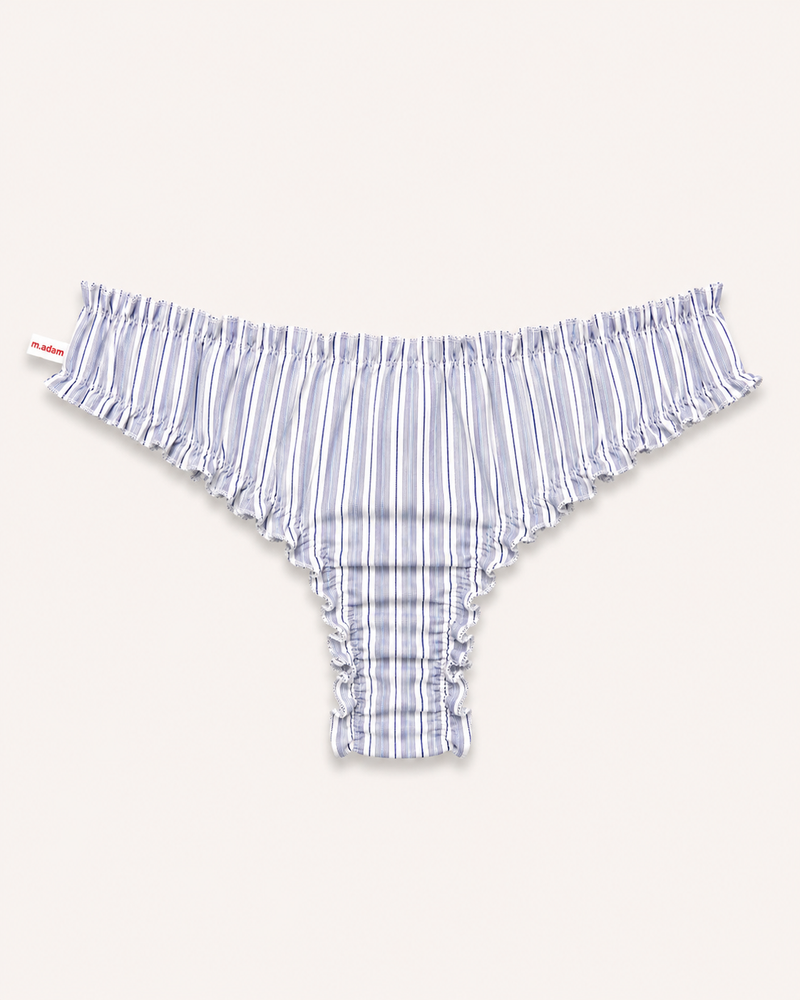 Le Tanga bleu à rayures blanches