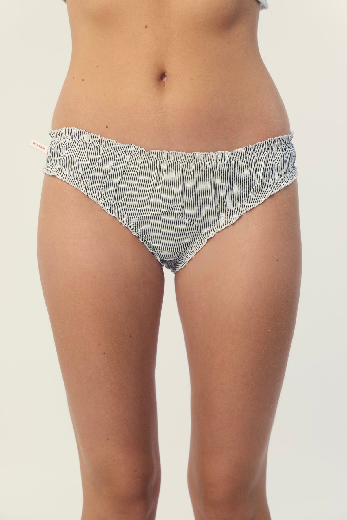 La Culotte à rayures grises